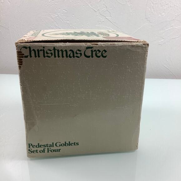 Spode Christmas tree pedestal Goblets set of 4 old stock NEW - Picture 10 of 12